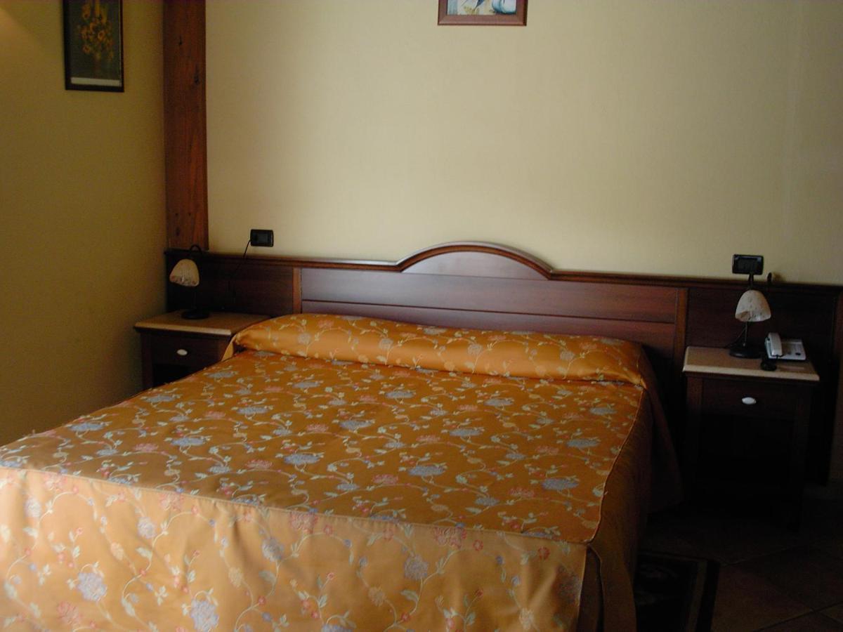 בארדונקיה Hotel Ca Fiore מראה חיצוני תמונה