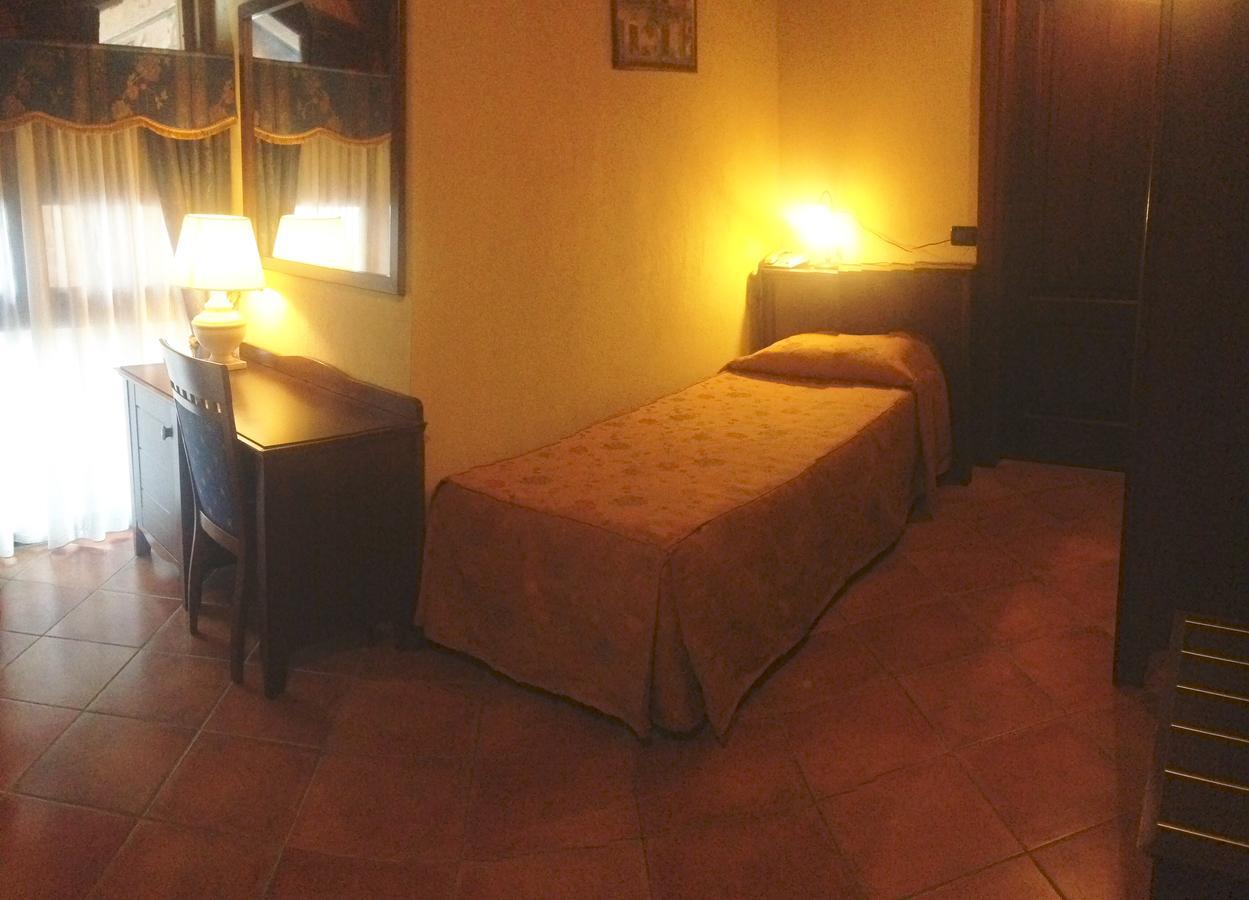בארדונקיה Hotel Ca Fiore מראה חיצוני תמונה